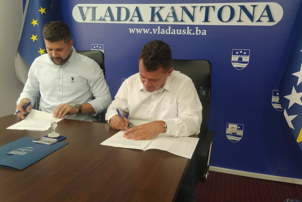 Potpisivanje ugovora o dodjeli sredstava za sufinansiranje izgradnje Muzeja 505. Viteške brigade u Bužimu